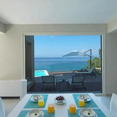 Villa Aquamarina Villa *