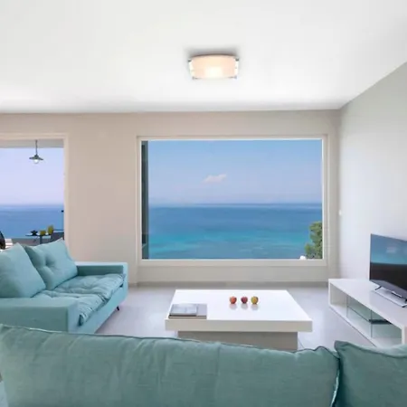 Villa Aquamarina Villa *